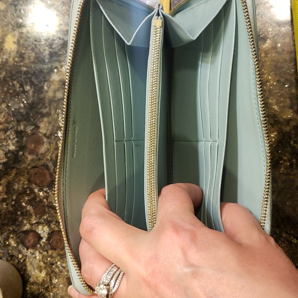 Céline zippy wallet large bi-color - Picture 9 of 16